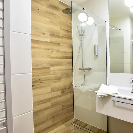 Strzelnica I Restauracja 3*