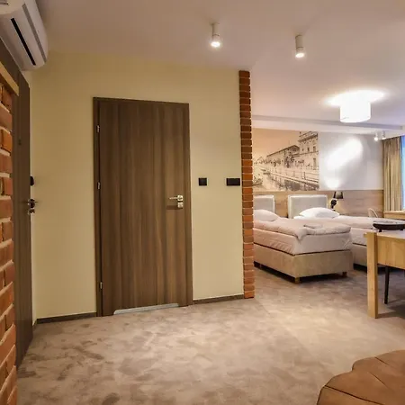 Strzelnica I Restauracja 3* Старогард-Гданьский