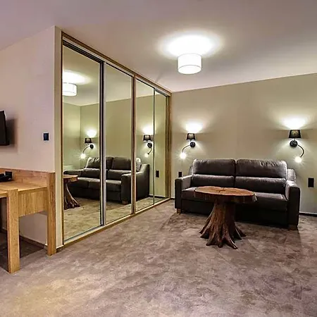 Strzelnica I Restauracja 3*