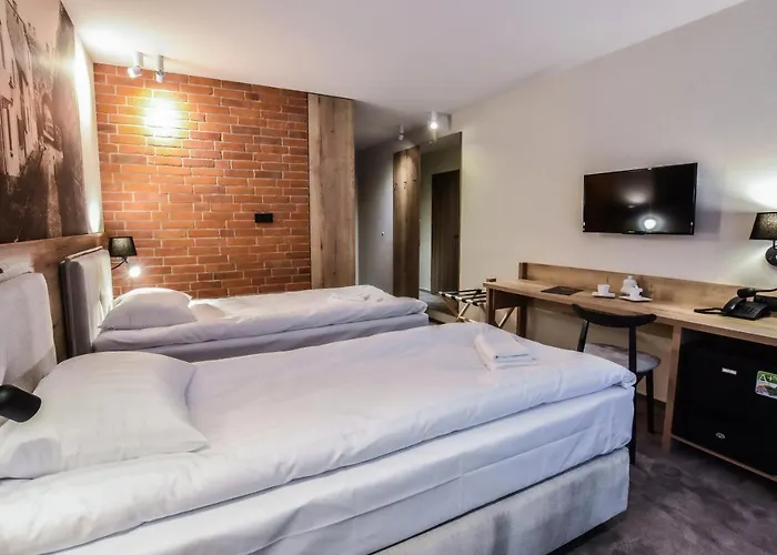 Strzelnica I Restauracja 酒店